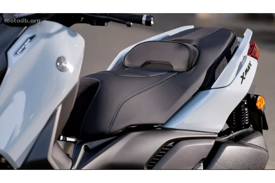 Yamaha XMAX 300 Tech MAX