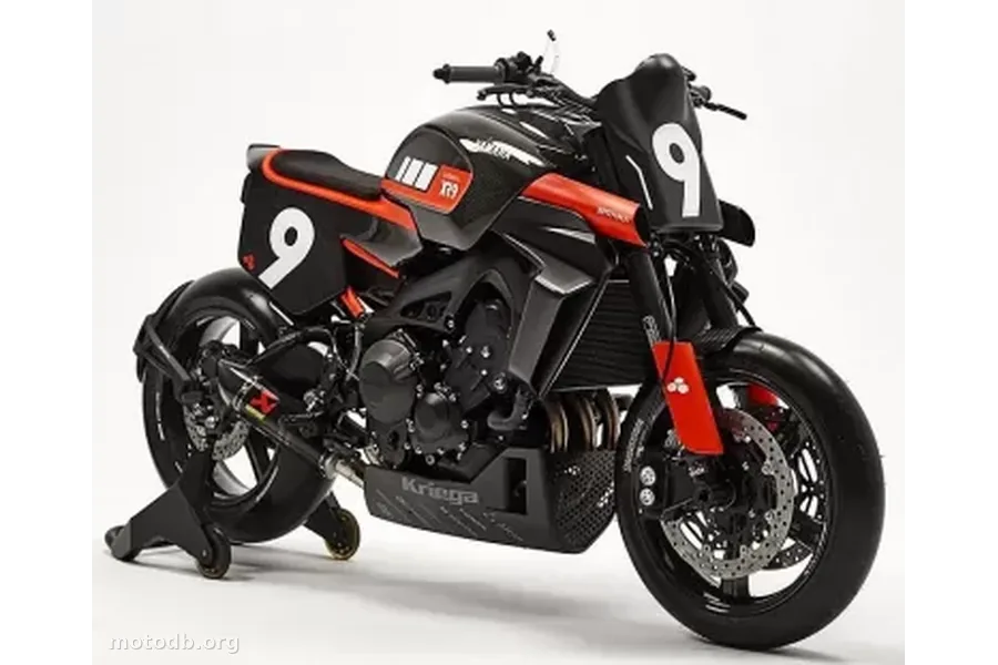 Yamaha XSR 900 Yard Built - XR9 Carbona par Bottpower -