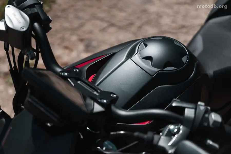 Zontes 125 Roadster R